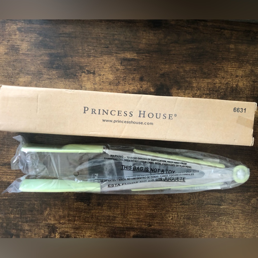 Princess House Green Silicone and Stainless Steel Kitchen Tongs 6631 NEW